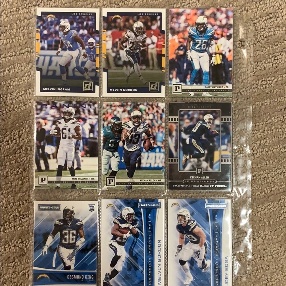Chargers 18 pack of football cards